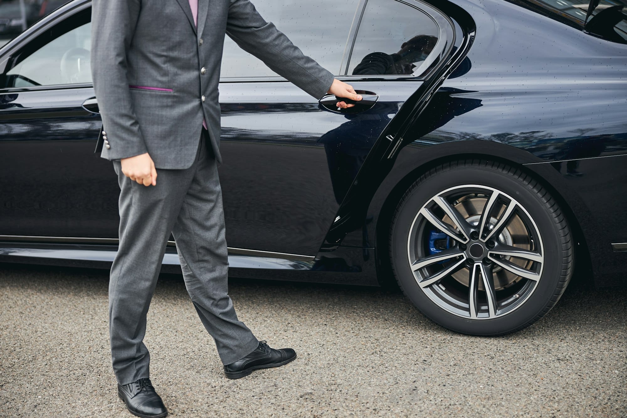 Black car service Rhode Island for Weddings, Parties, and VIP Guests