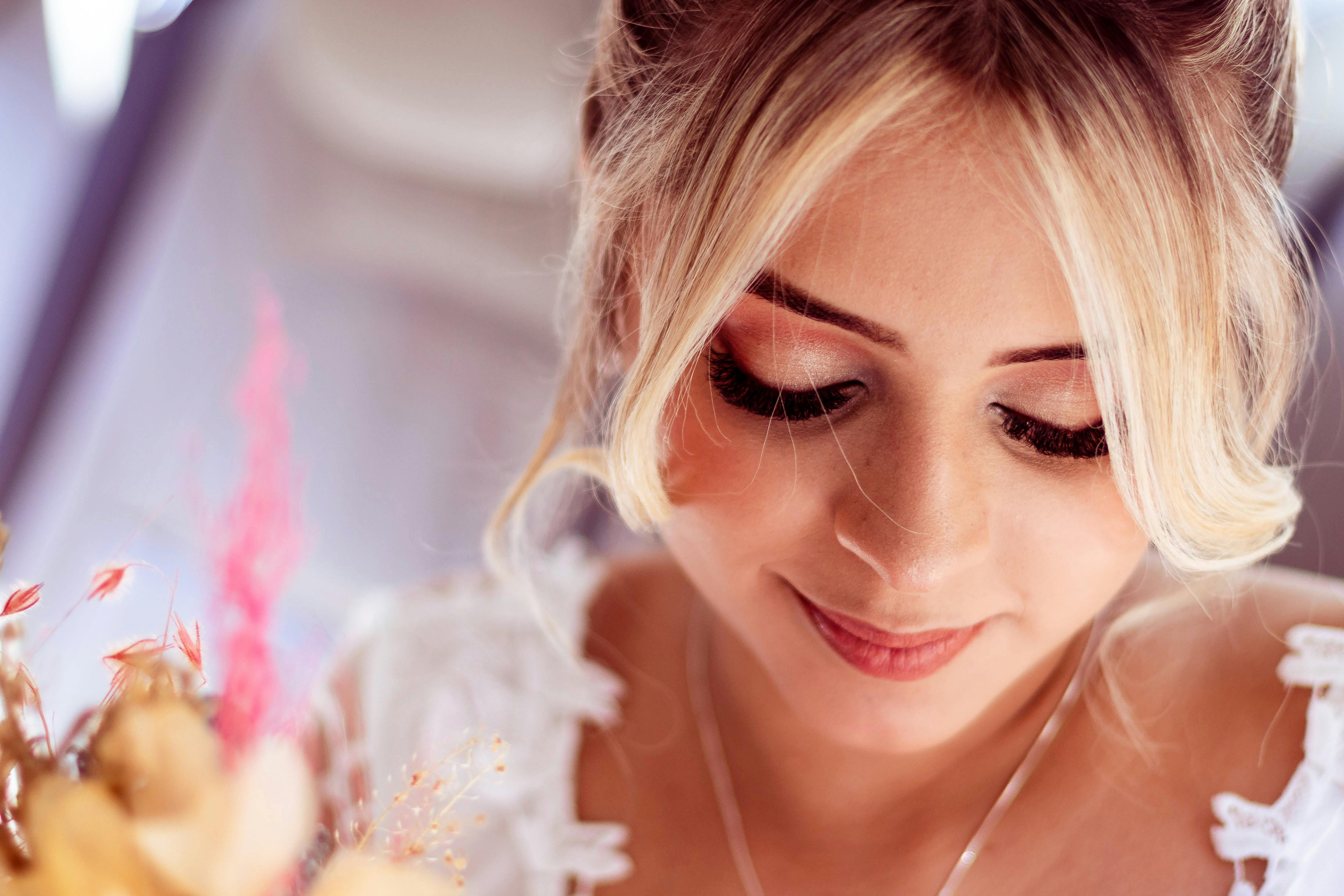 Trucco sposa a lunga durata per emozioni senza pensieri