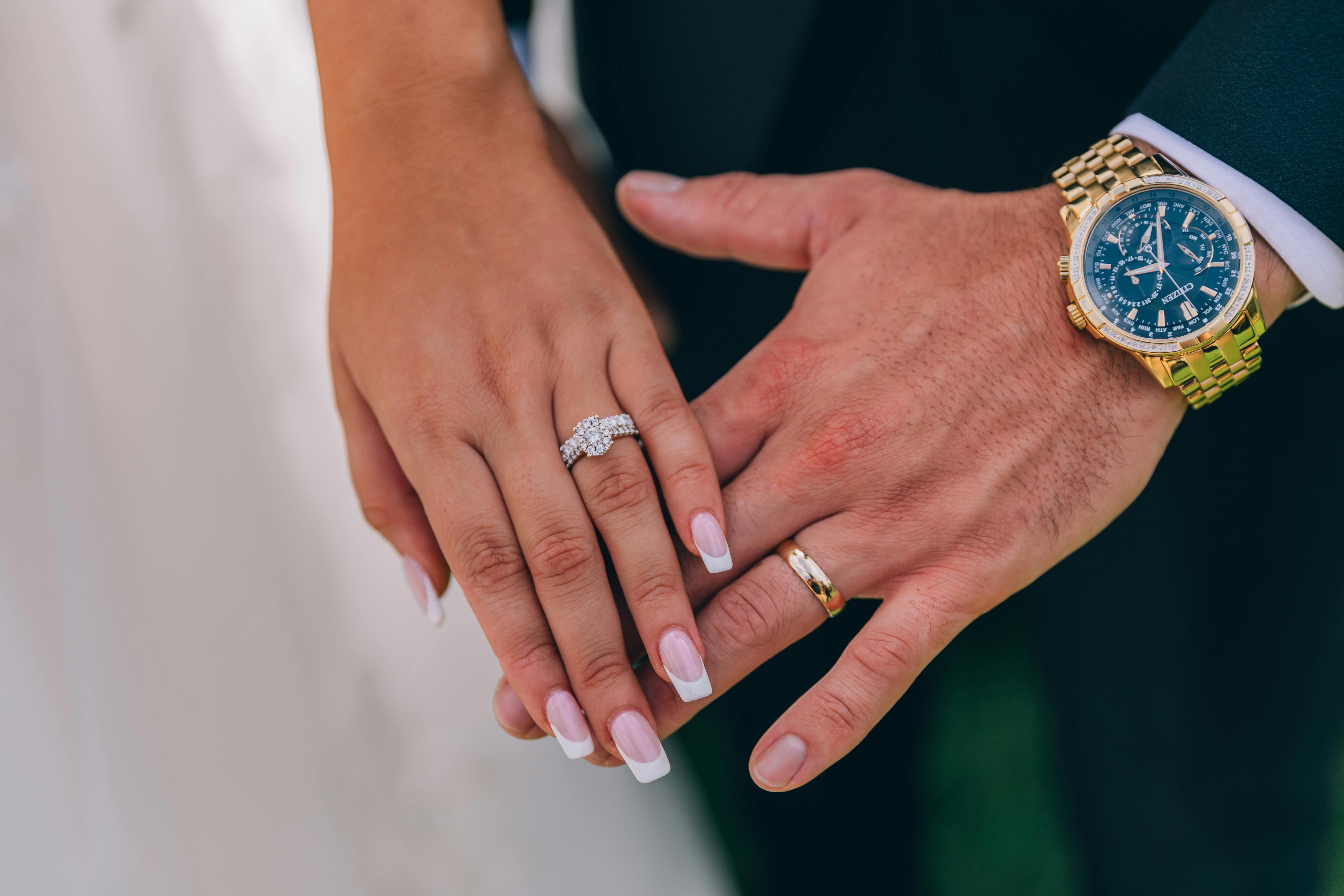 Luxury engagement rings online Featuring Timeless Swiss Diamond Elegance by Cervin Blanc